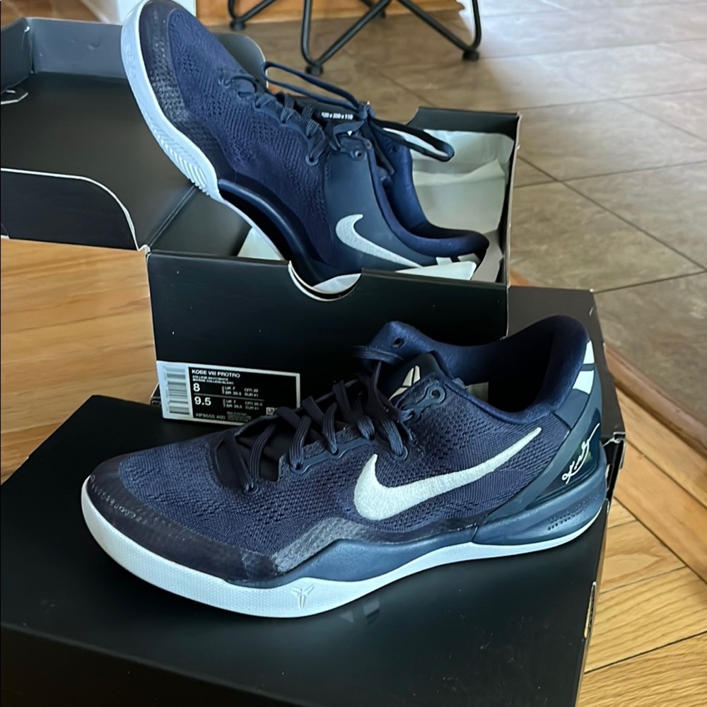 Nike Athletic Shoes - Navy and White